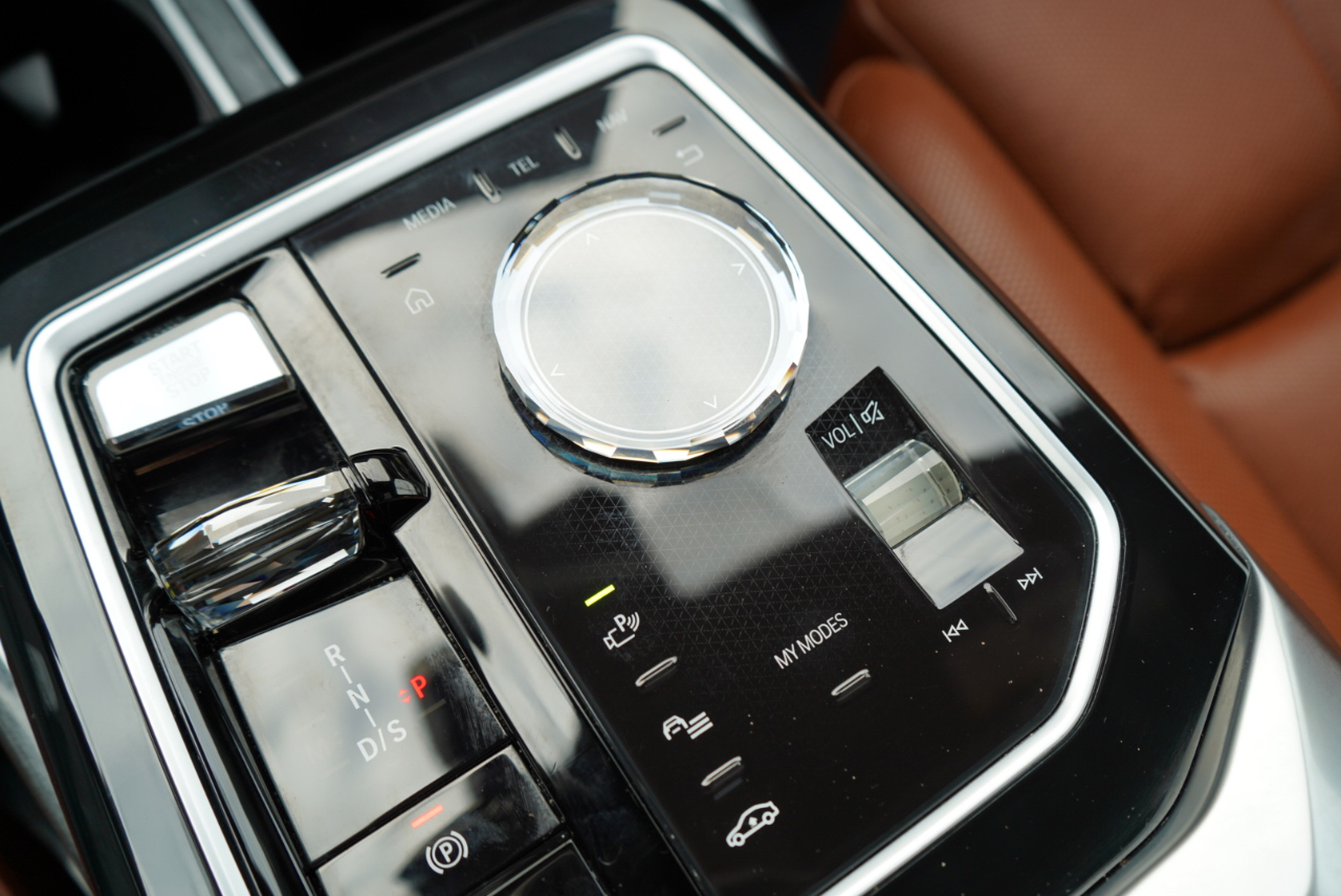 BMW 7 Series 760i xDrive Sedan 2023