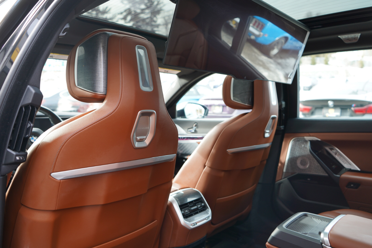 BMW 7 Series 760i xDrive Sedan 2023