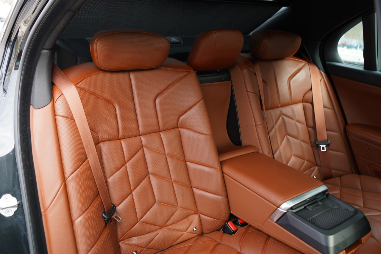 BMW 7 Series 760i xDrive Sedan 2023