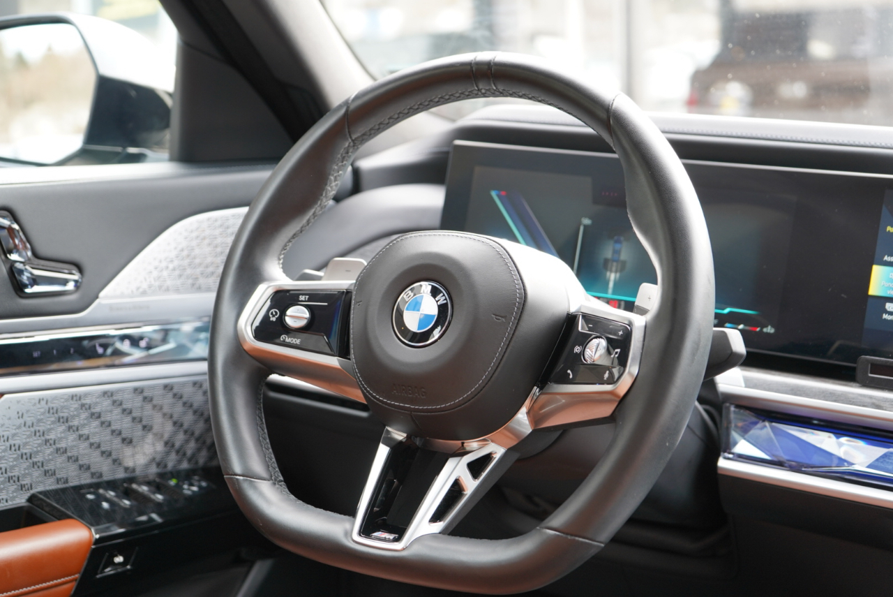 BMW 7 Series 760i xDrive Sedan 2023