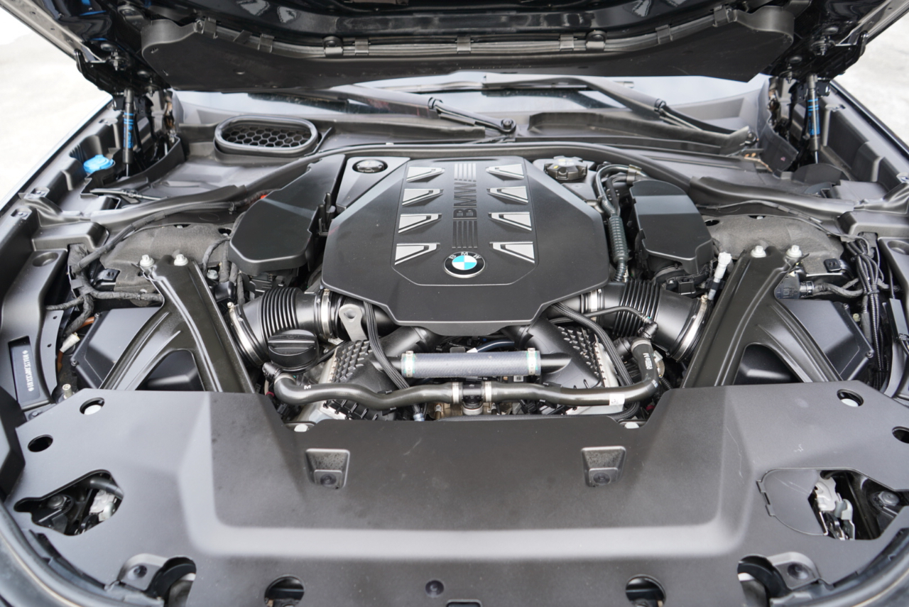 BMW 7 Series 760i xDrive Sedan 2023