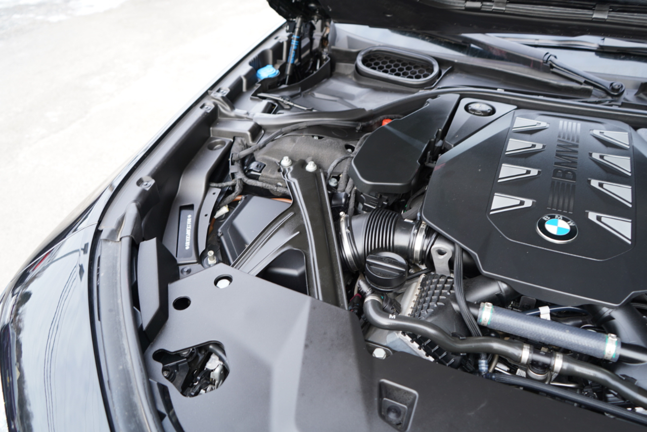 BMW 7 Series 760i xDrive Sedan 2023