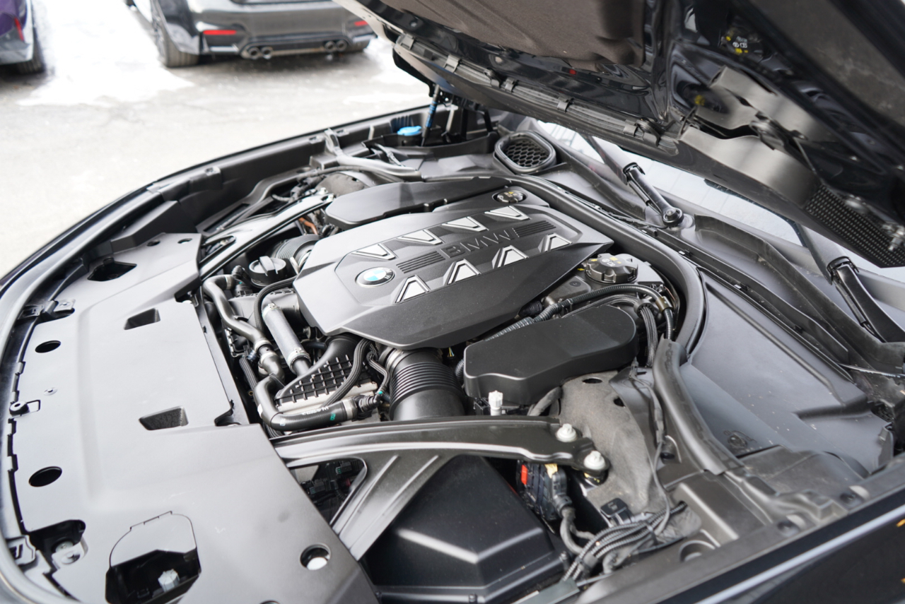 BMW 7 Series 760i xDrive Sedan 2023