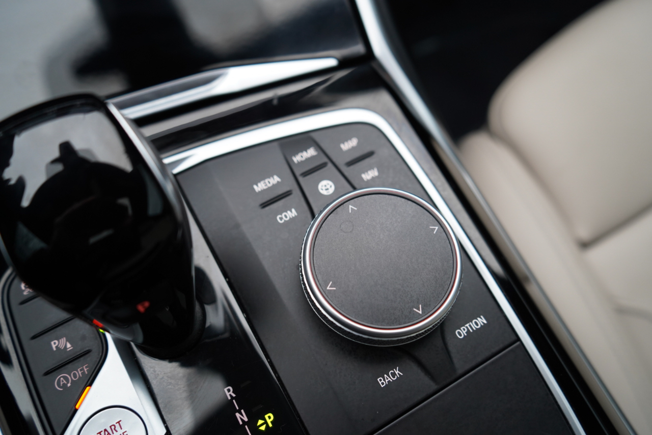 BMW 2 Series 230i Coupe 2022