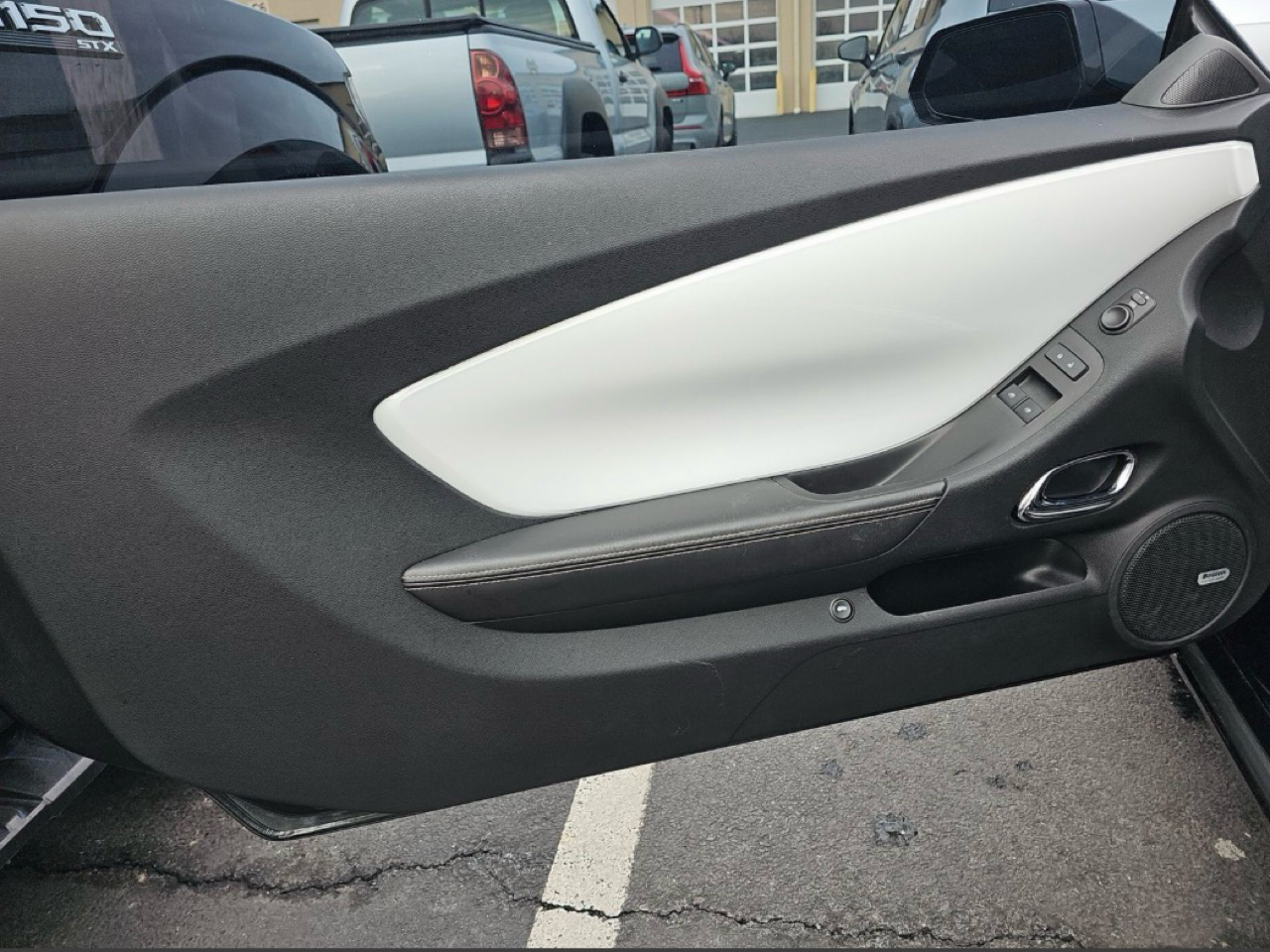 Chevrolet Camaro 2dr Cpe 2LT 2012