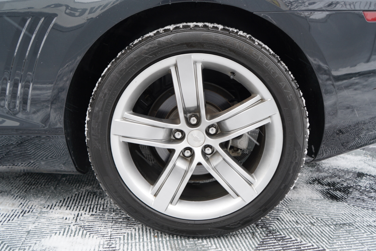 Chevrolet Camaro 2dr Cpe 2LT 2012