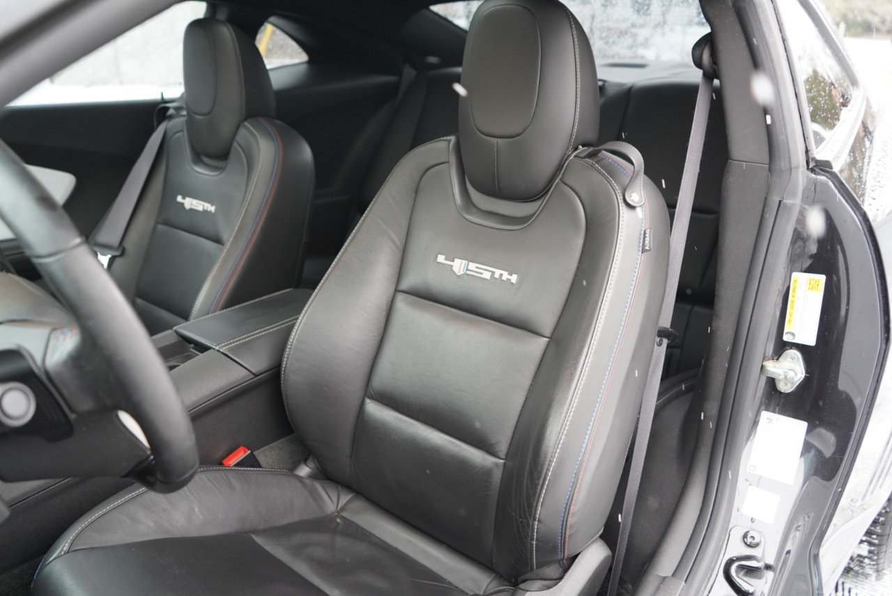 Chevrolet Camaro 2dr Cpe 2LT 2012