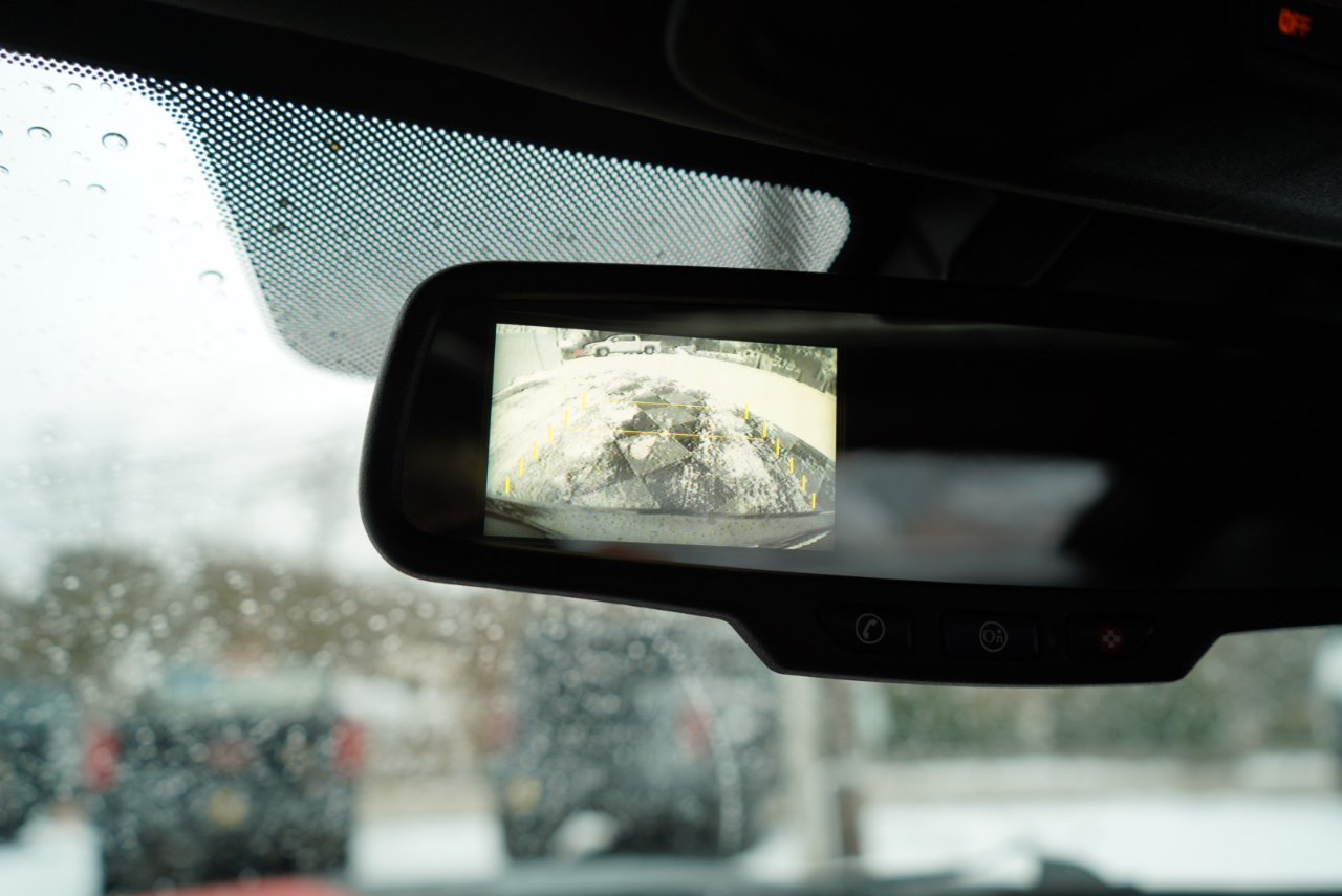 Chevrolet Camaro 2dr Cpe 2LT 2012