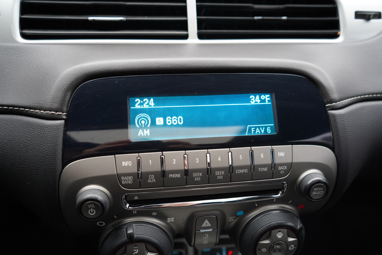 Chevrolet Camaro 2dr Cpe 2LT 2012