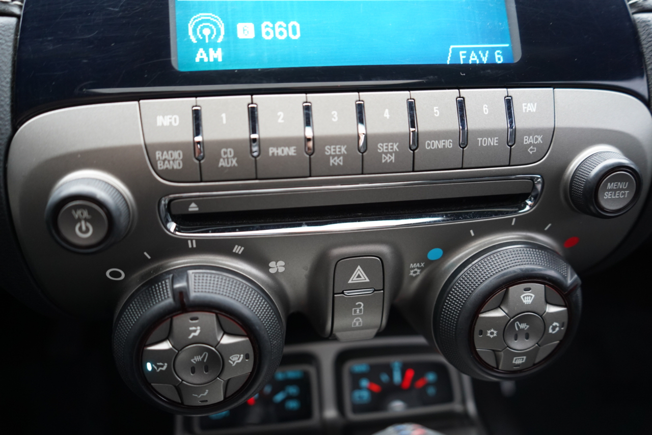 Chevrolet Camaro 2dr Cpe 2LT 2012