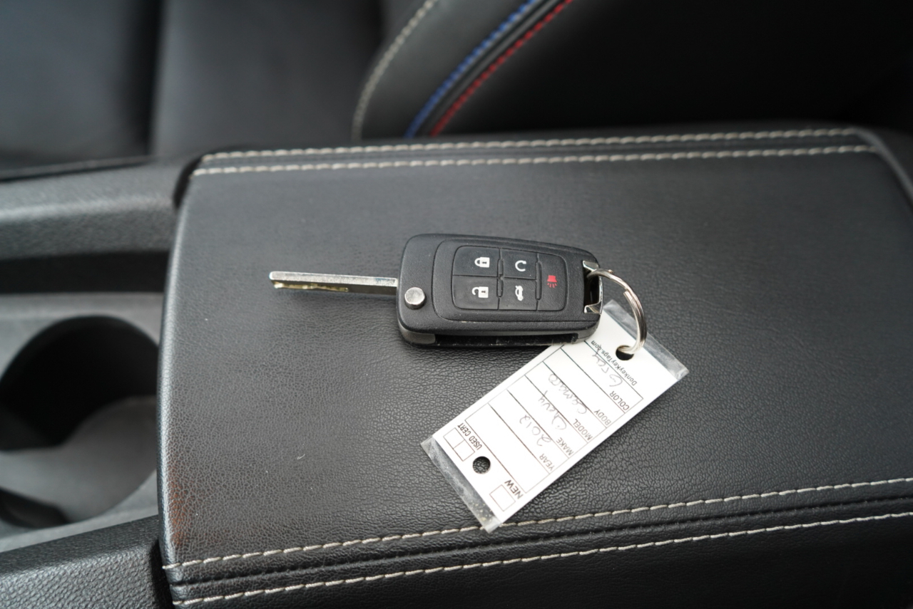 Chevrolet Camaro 2dr Cpe 2LT 2012