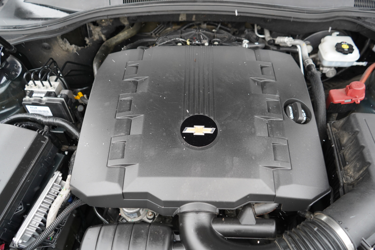 Chevrolet Camaro 2dr Cpe 2LT 2012