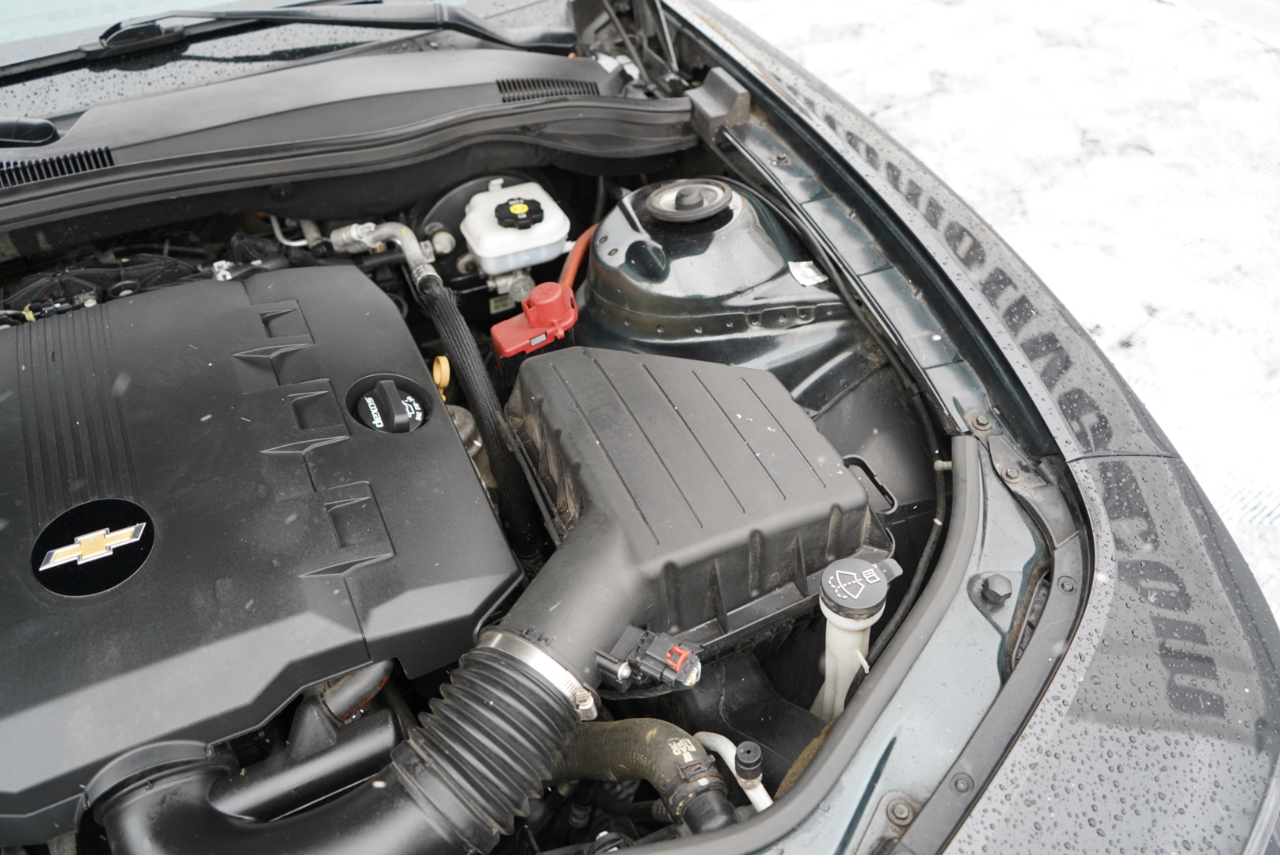 Chevrolet Camaro 2dr Cpe 2LT 2012