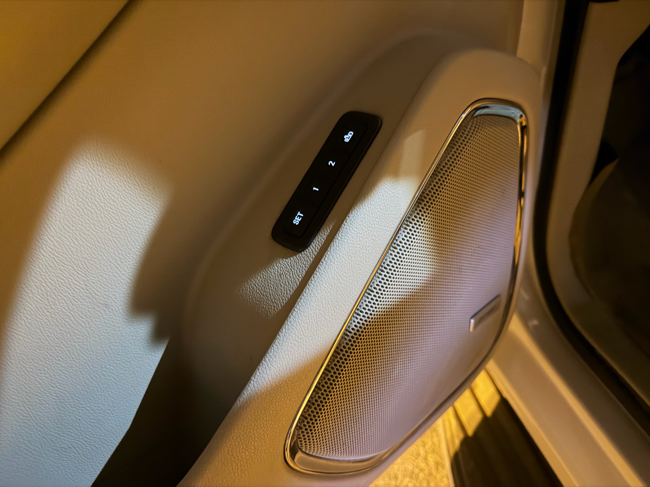 GMC Yukon 4WD 4dr Denali 2015