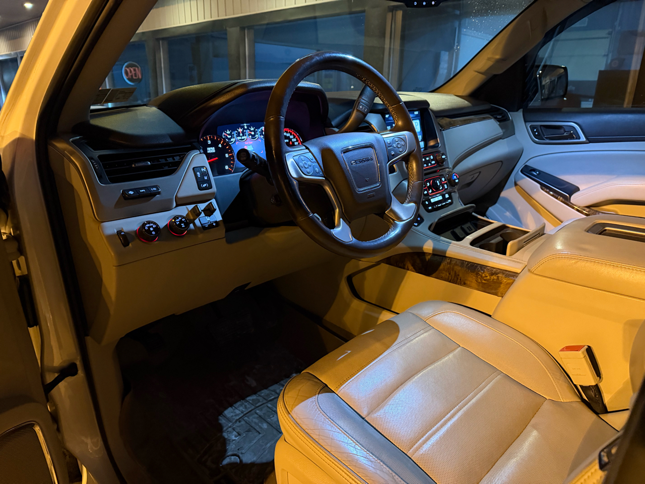 GMC Yukon 4WD 4dr Denali 2015