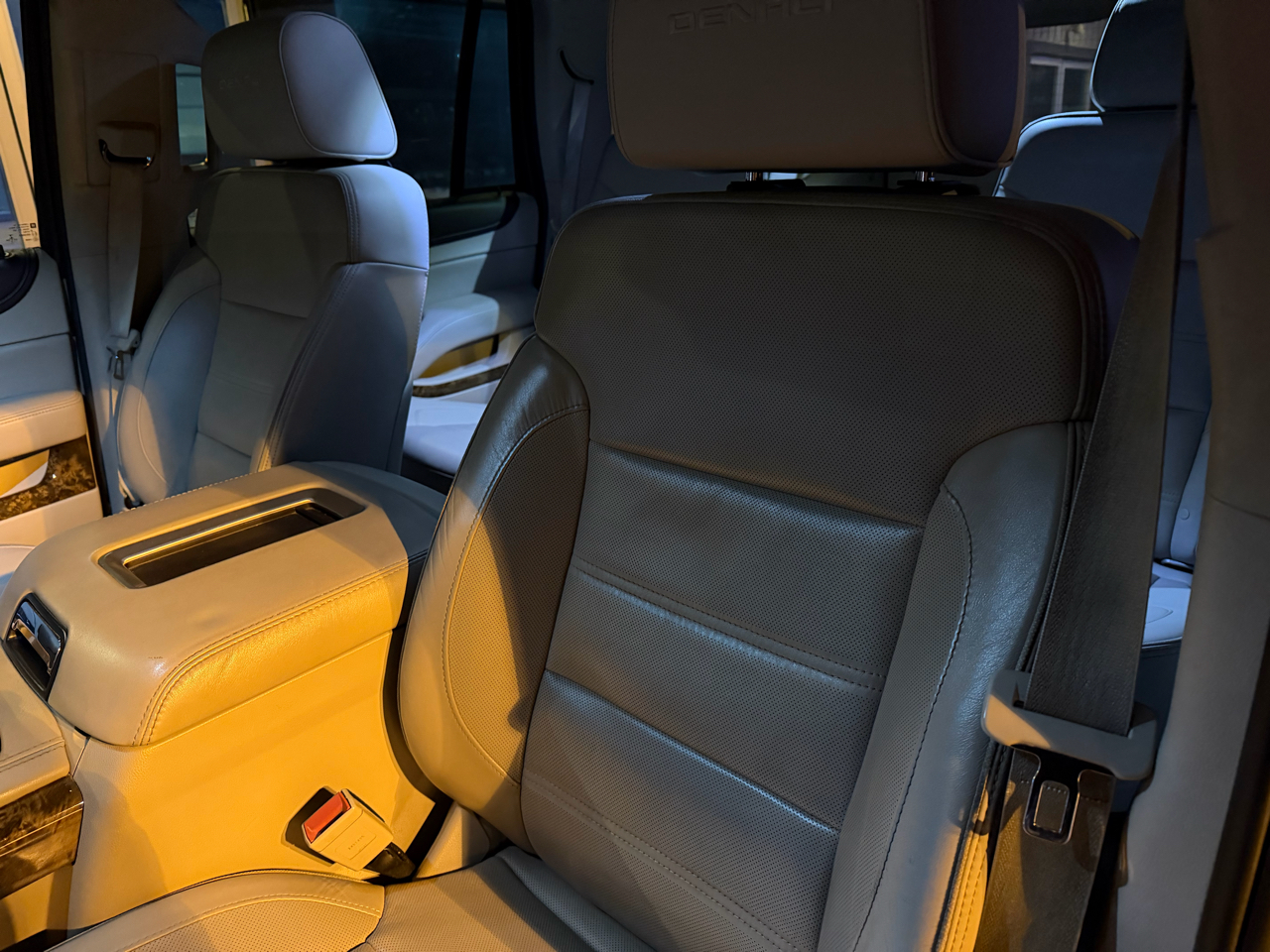 GMC Yukon 4WD 4dr Denali 2015