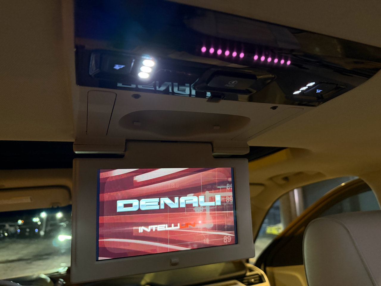 GMC Yukon 4WD 4dr Denali 2015