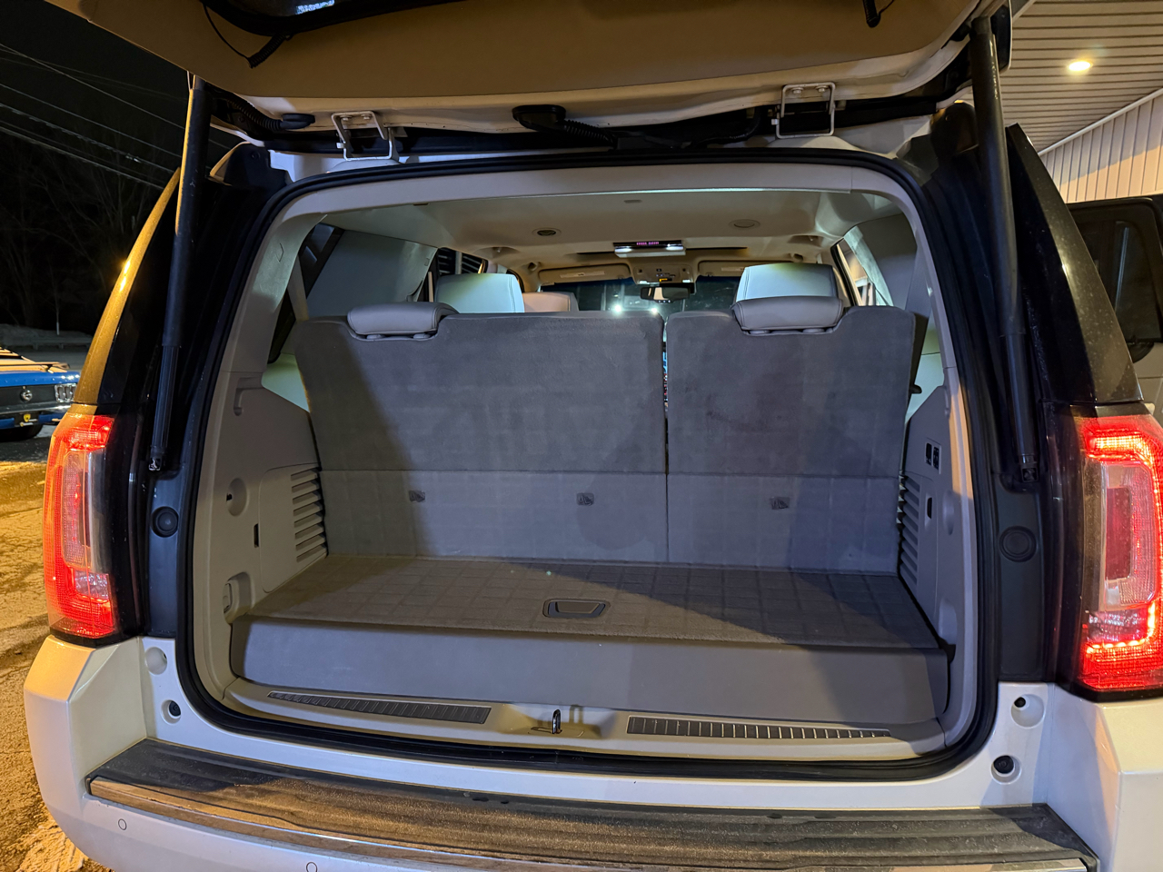 GMC Yukon 4WD 4dr Denali 2015