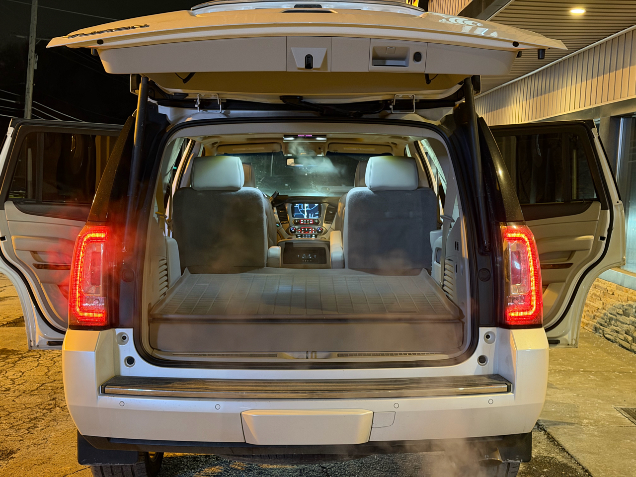 GMC Yukon 4WD 4dr Denali 2015