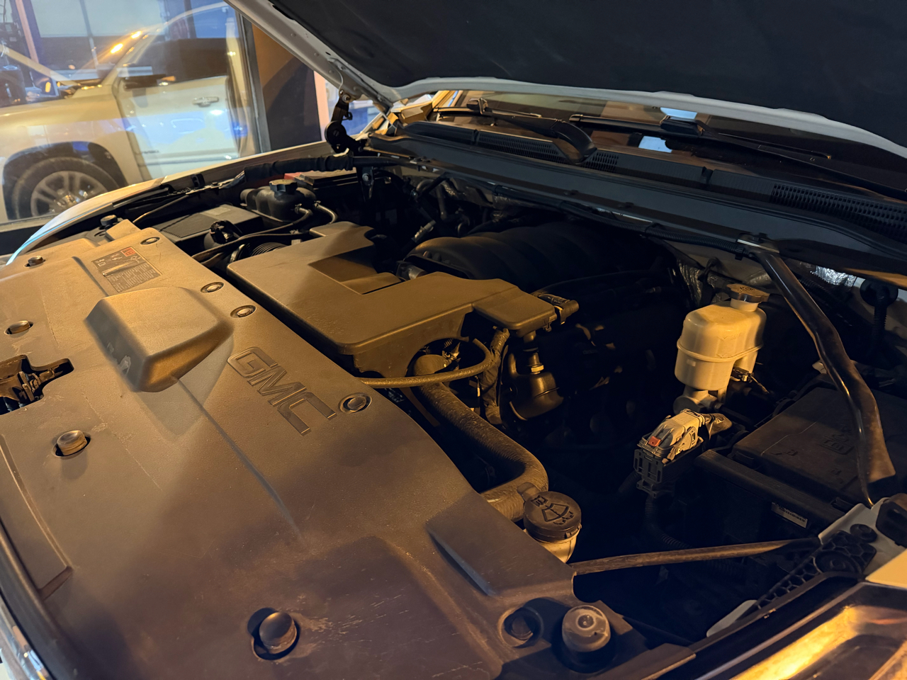 GMC Yukon 4WD 4dr Denali 2015