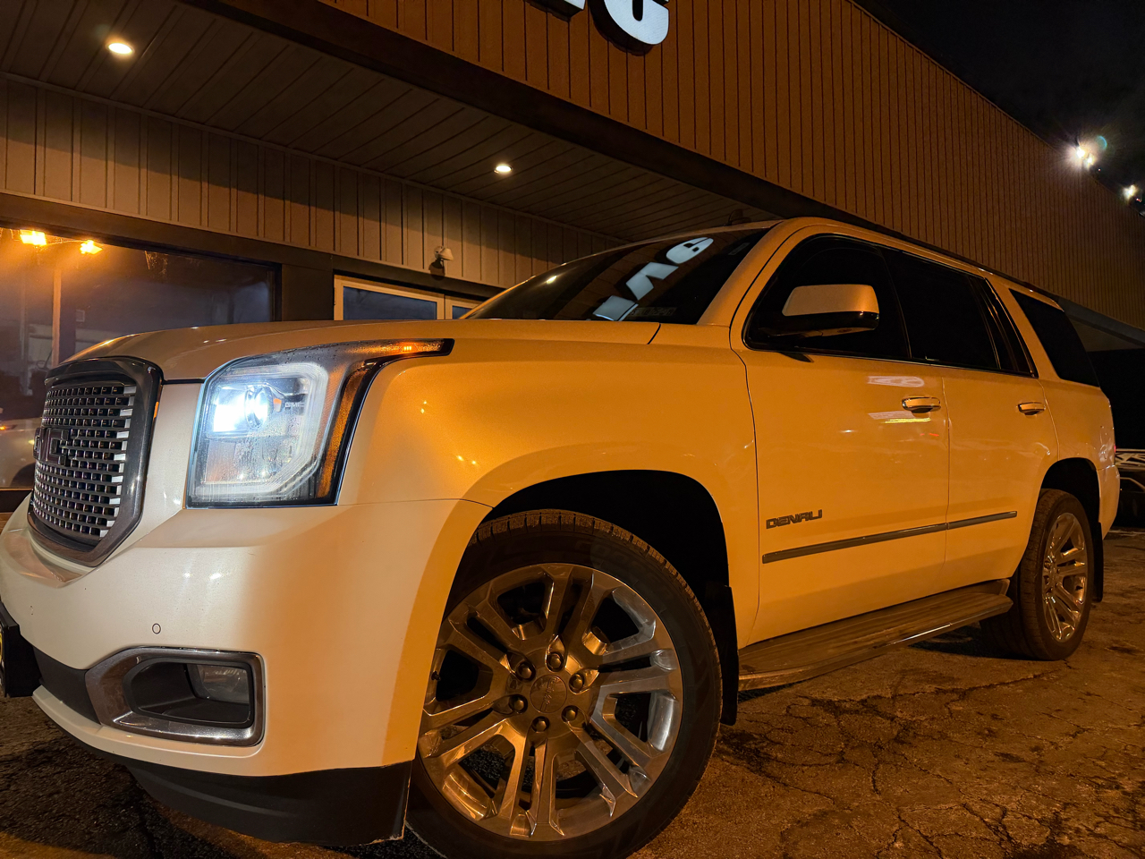 GMC Yukon 4WD 4dr Denali 2015