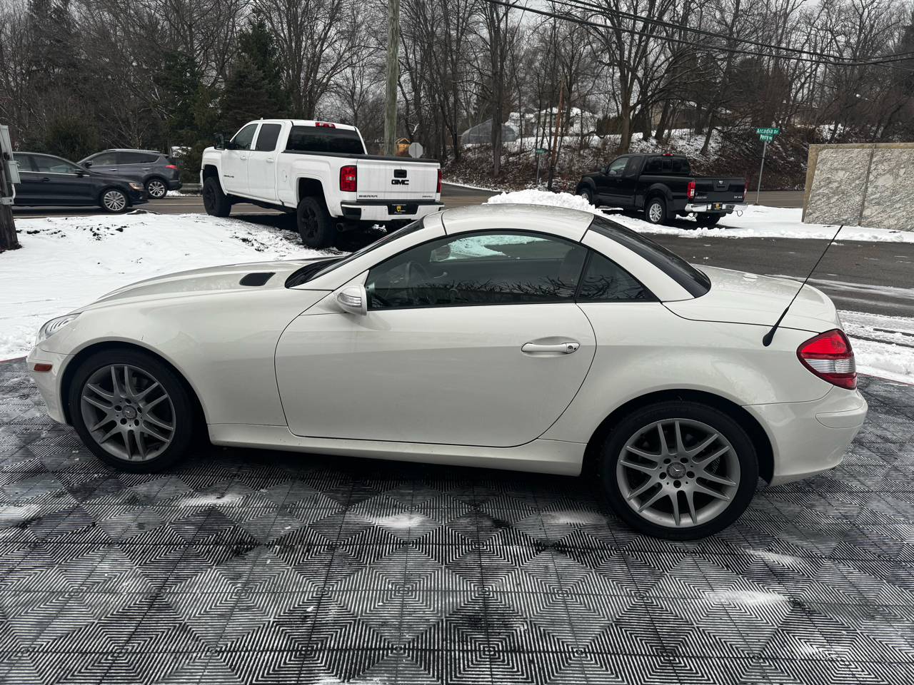 Mercedes-Benz SLK-Class 2dr Roadster 3.0L 2007
