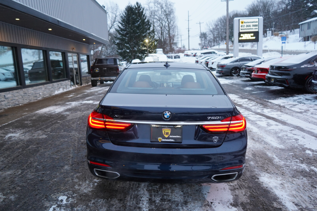 BMW 7 Series 750i xDrive Sedan 2018