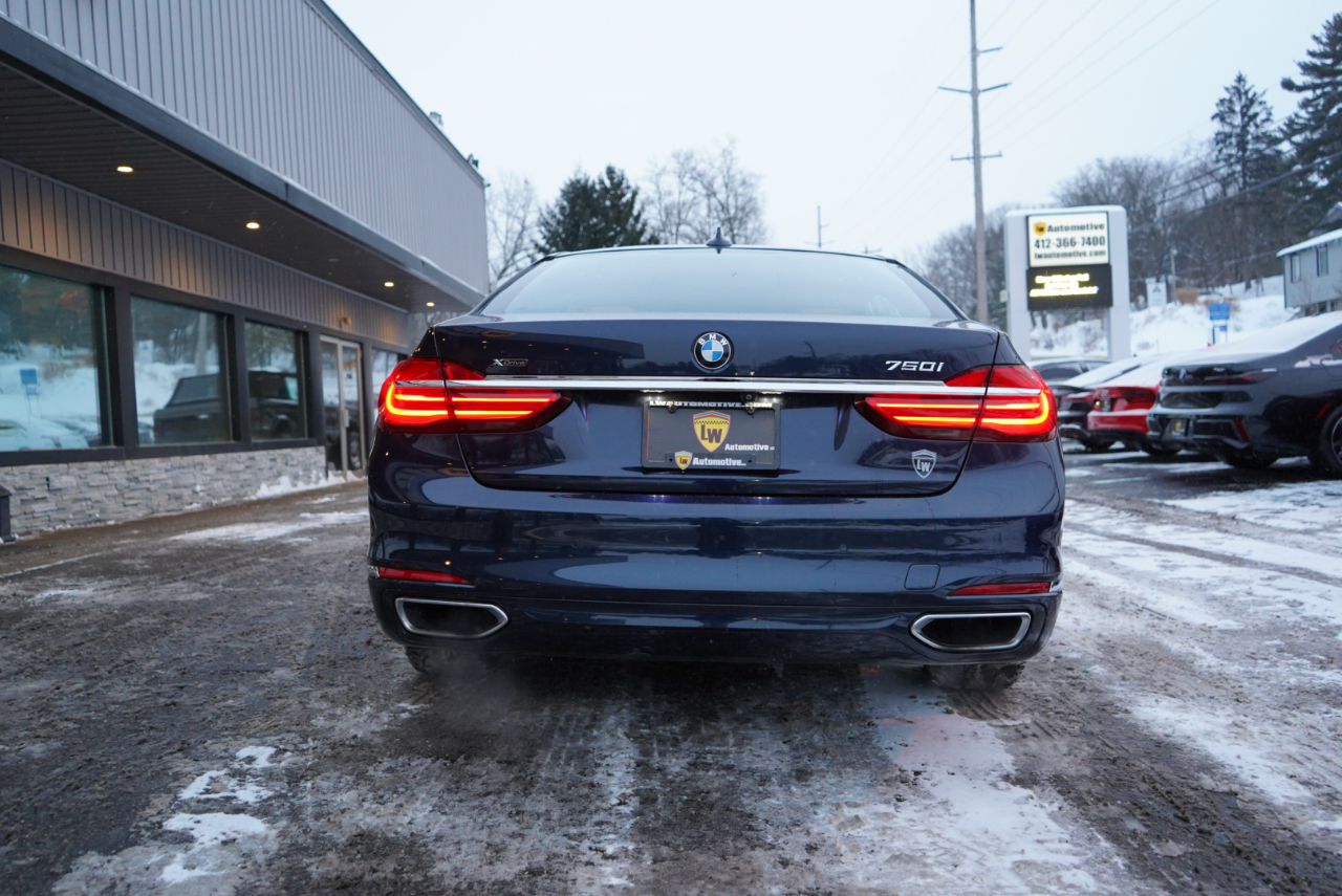 BMW 7 Series 750i xDrive Sedan 2018