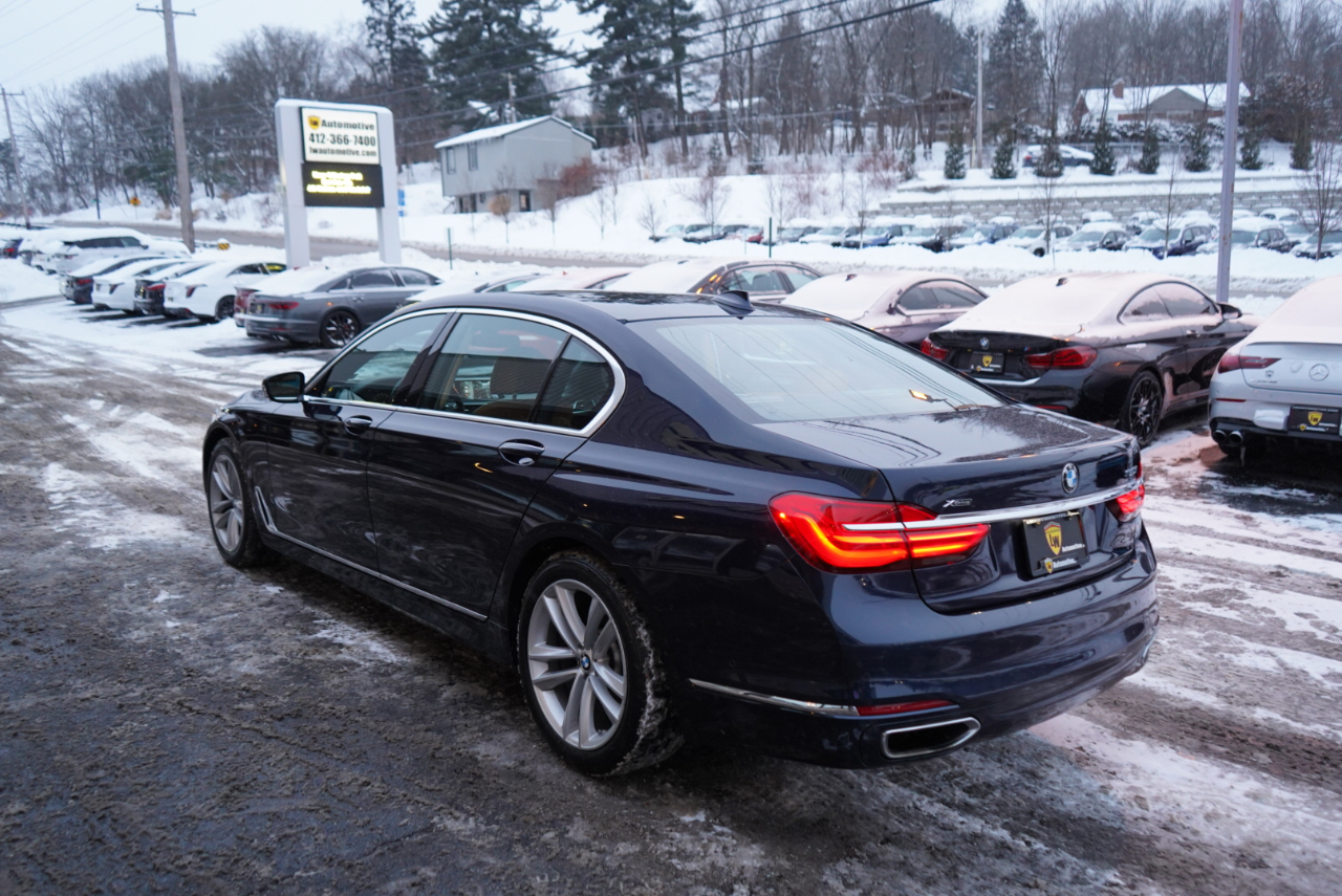 BMW 7 Series 750i xDrive Sedan 2018