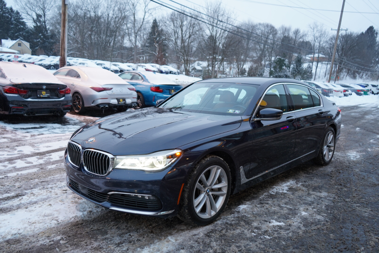 BMW 7 Series 750i xDrive Sedan 2018