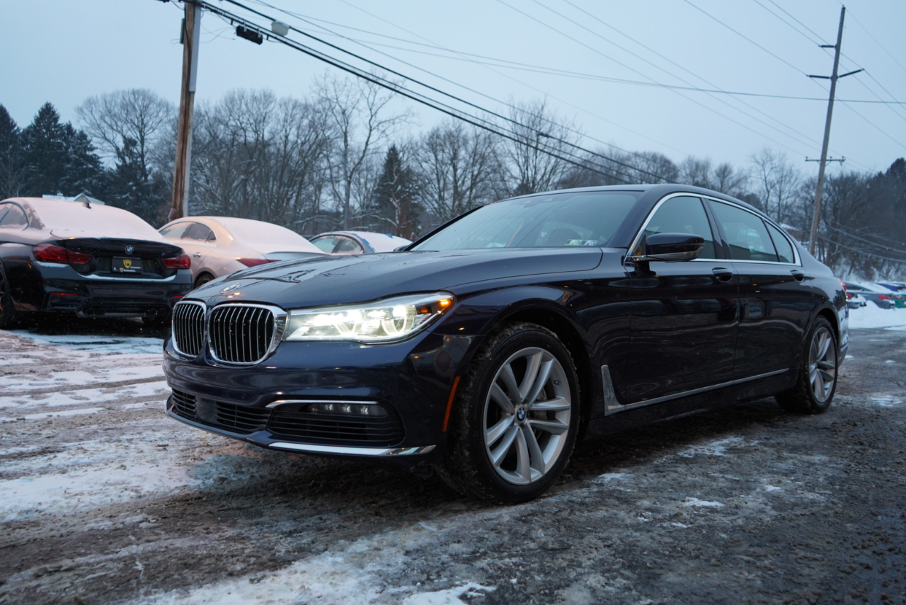 BMW 7 Series 750i xDrive Sedan 2018
