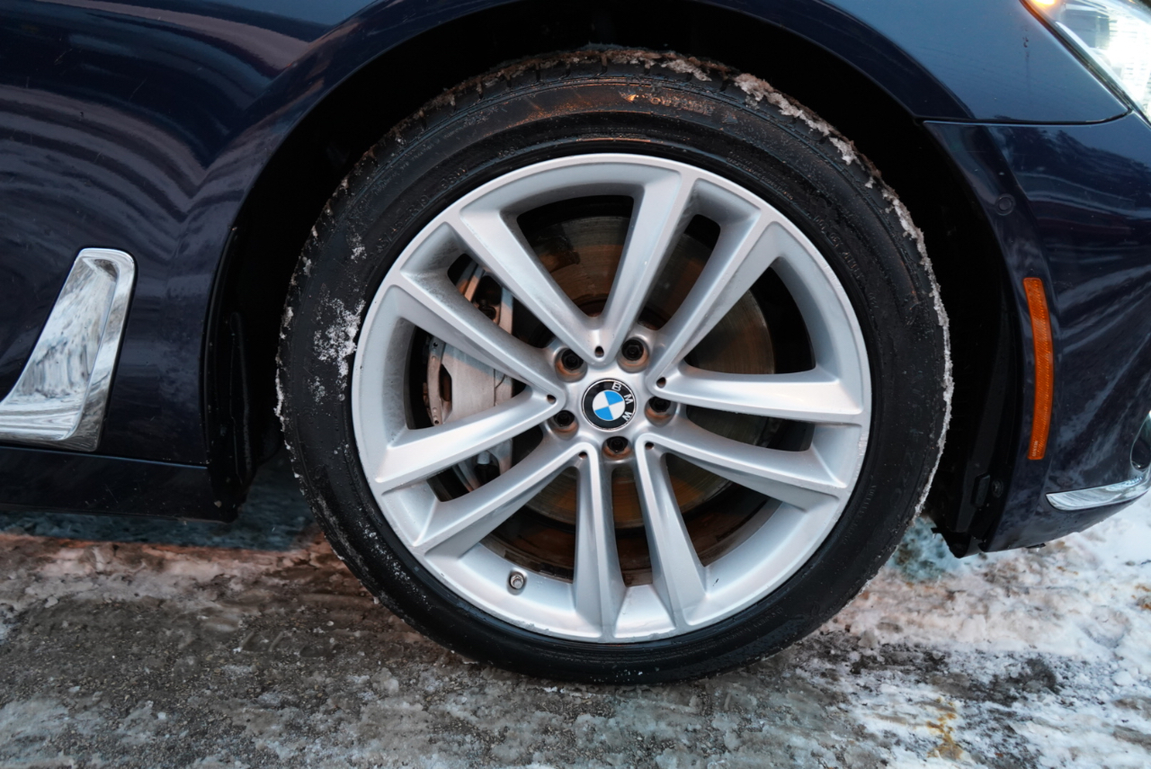 BMW 7 Series 750i xDrive Sedan 2018