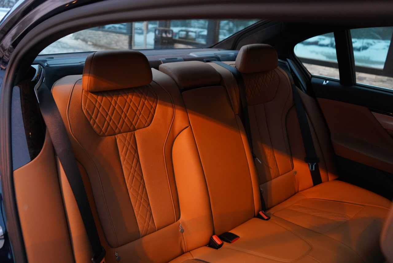 BMW 7 Series 750i xDrive Sedan 2018