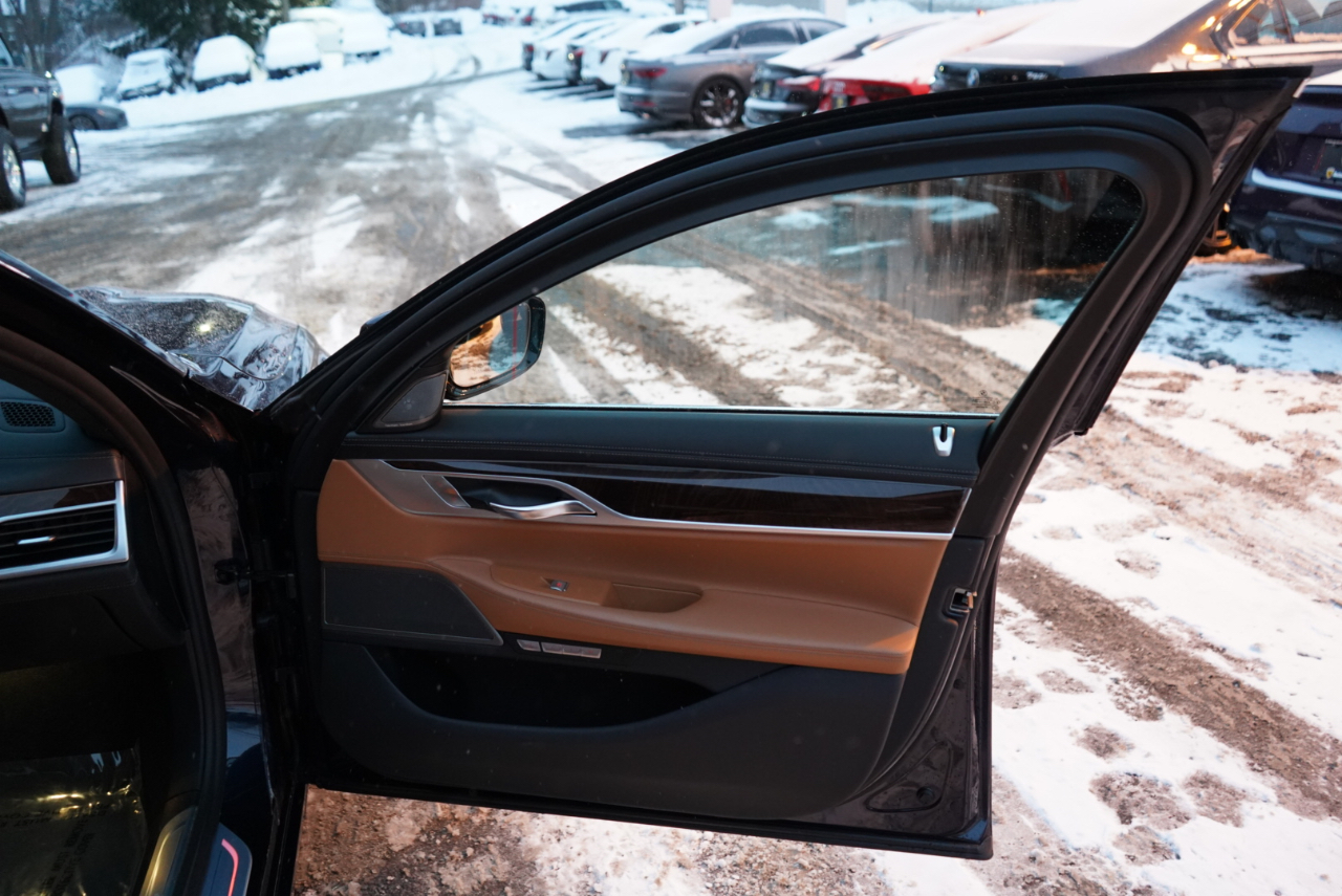 BMW 7 Series 750i xDrive Sedan 2018