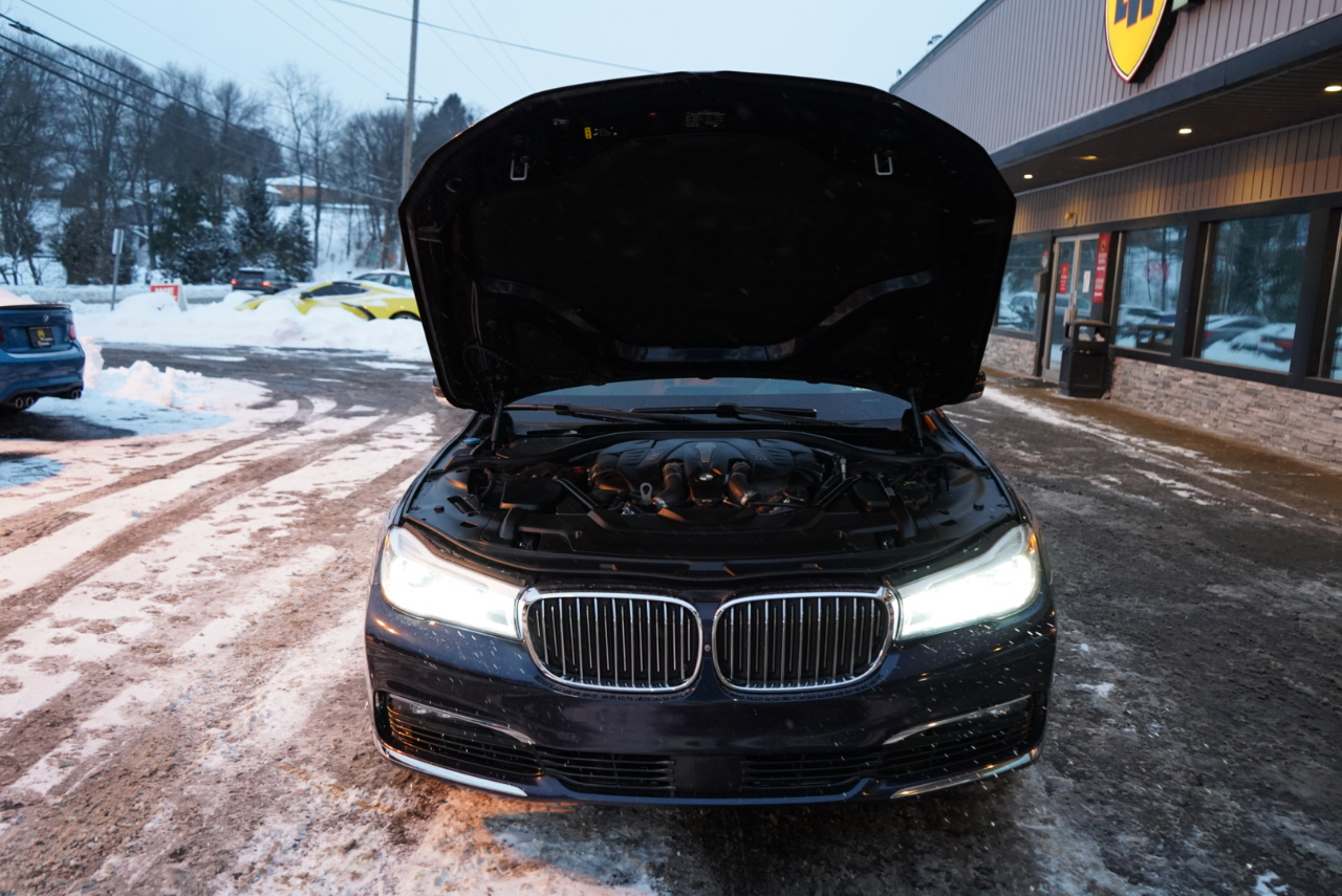 BMW 7 Series 750i xDrive Sedan 2018