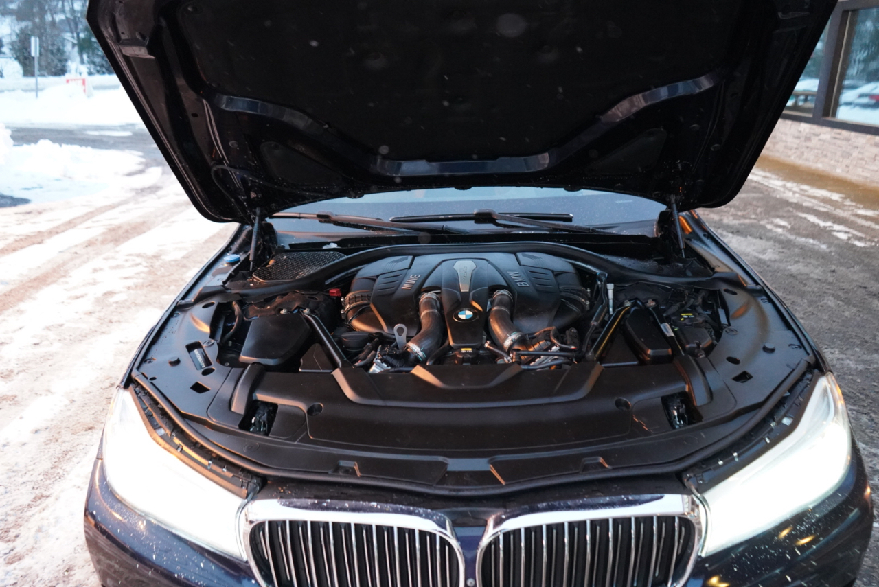 BMW 7 Series 750i xDrive Sedan 2018