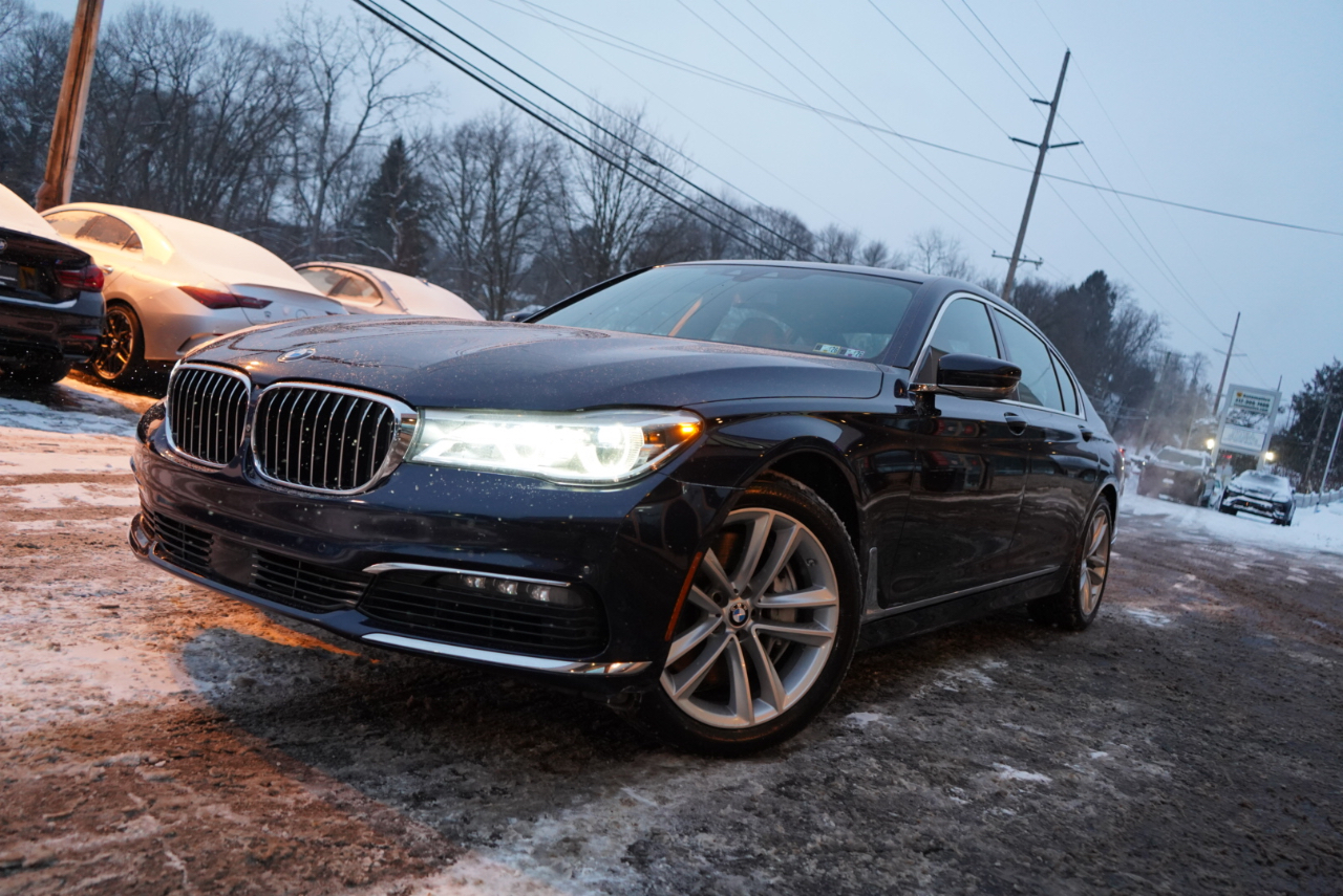BMW 7 Series 750i xDrive Sedan 2018