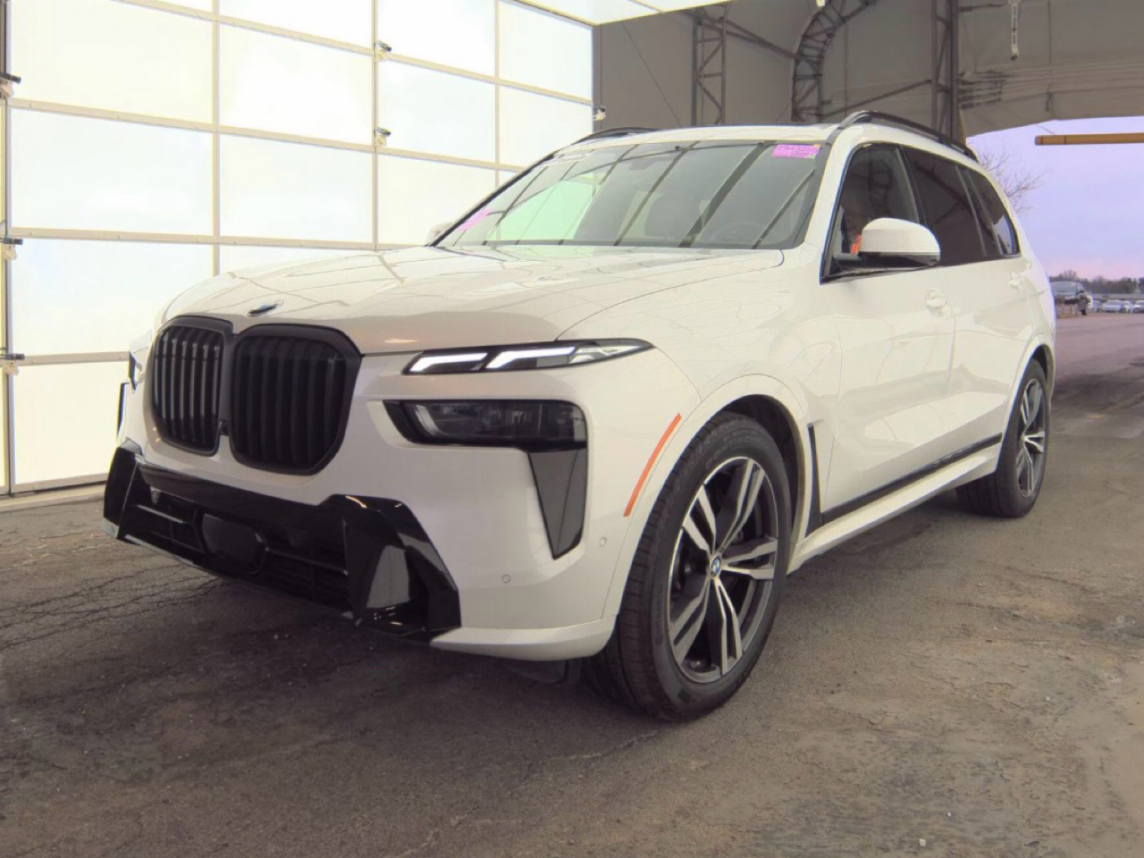 2025 BMW X7 xDrive40i Sports Activity Vehicle