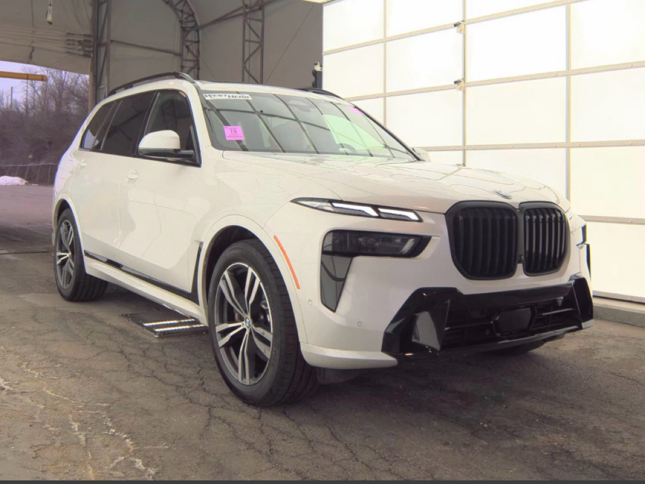 BMW X7 xDrive40i Sports Activity Vehicle 2025