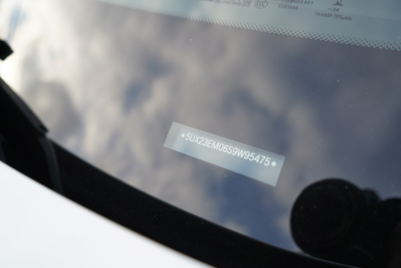 BMW X7 xDrive40i Sports Activity Vehicle 2025