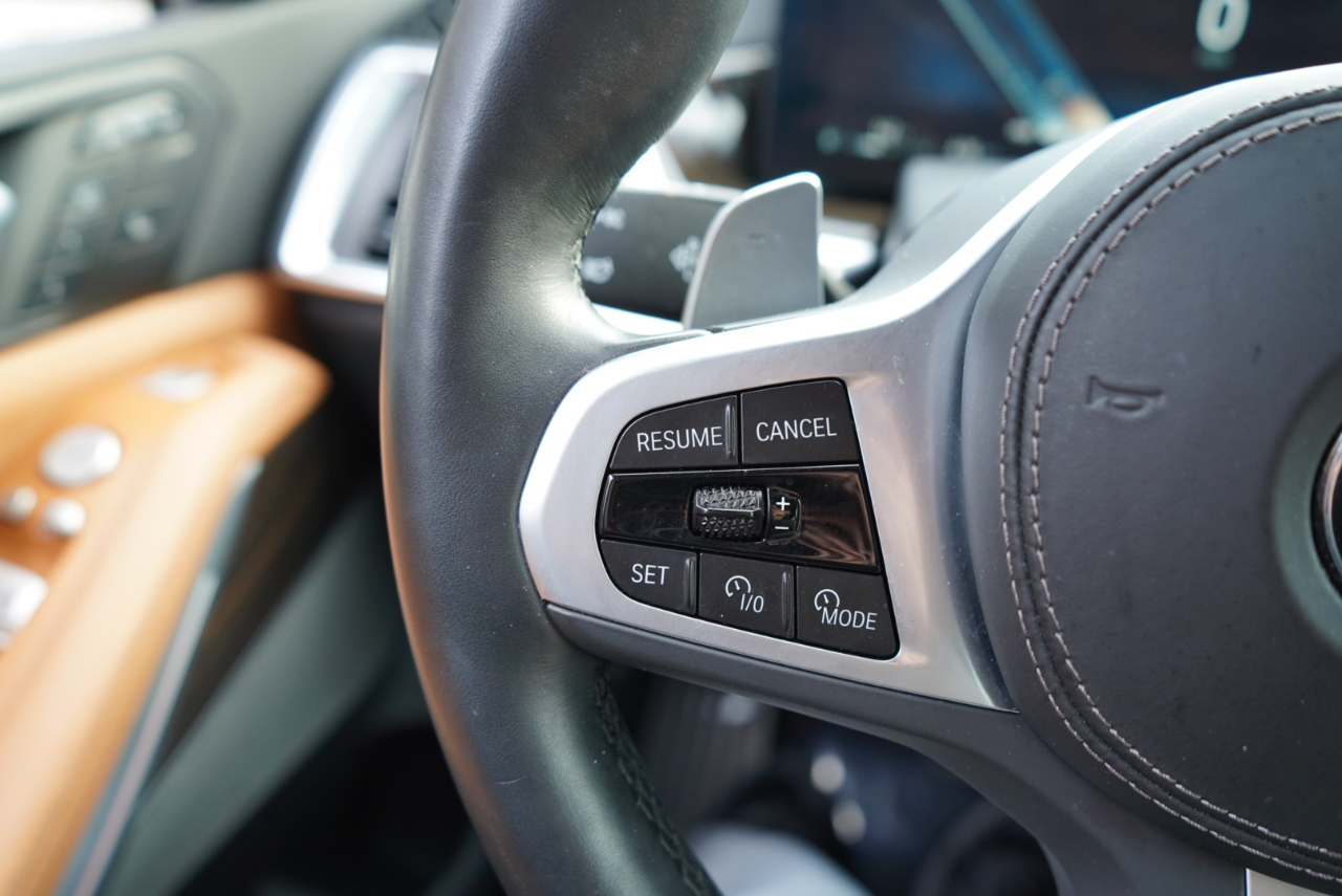 BMW X7 xDrive40i Sports Activity Vehicle 2025