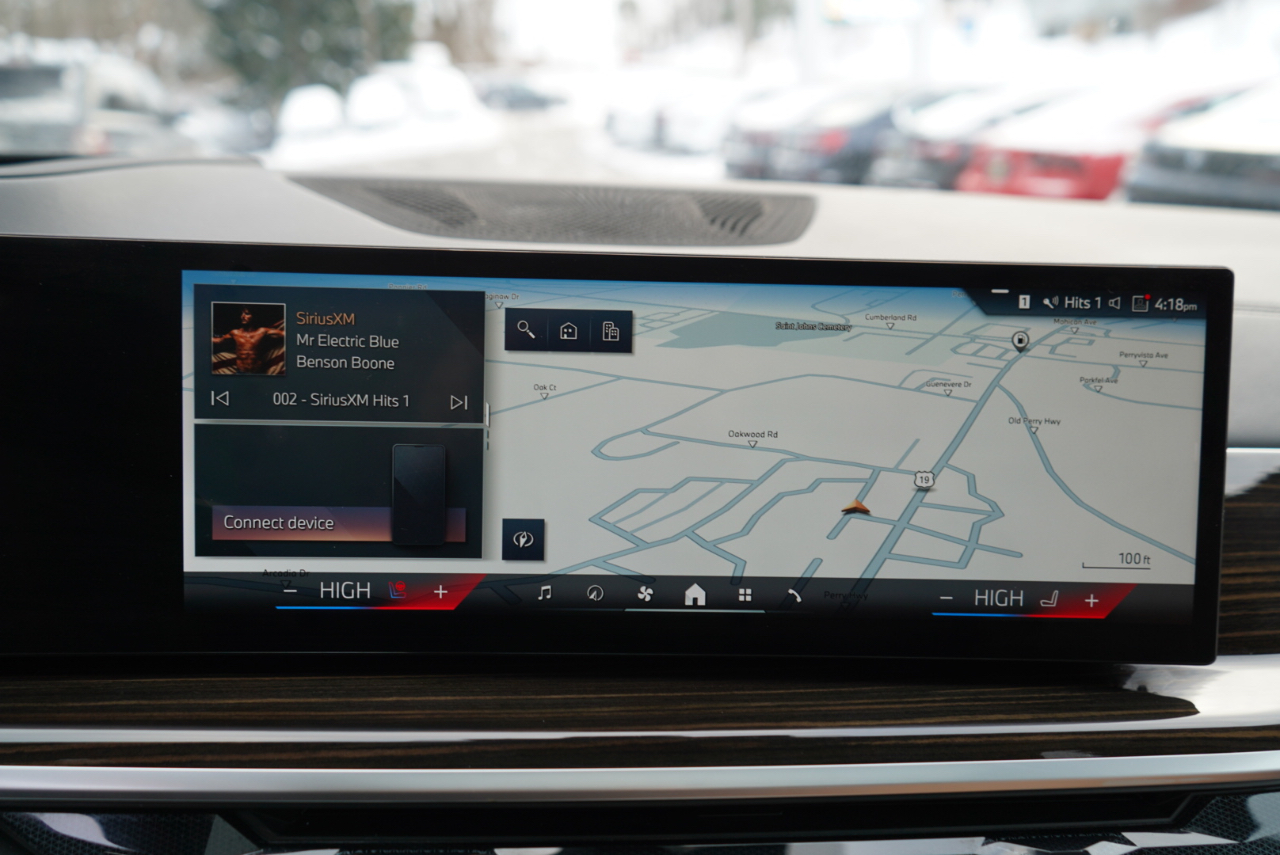 BMW X7 xDrive40i Sports Activity Vehicle 2025