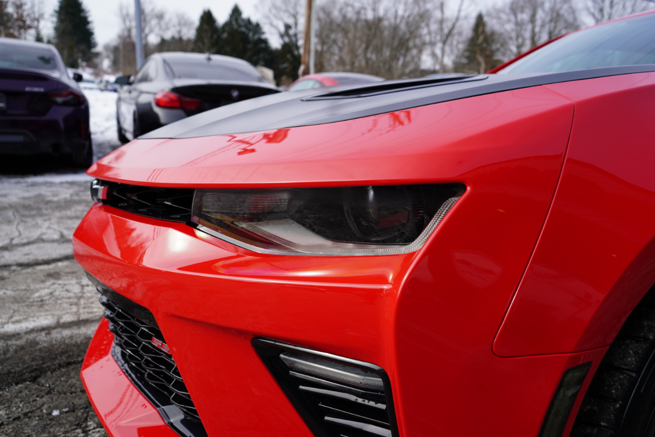 Chevrolet Camaro 2dr Cpe 1SS 2017