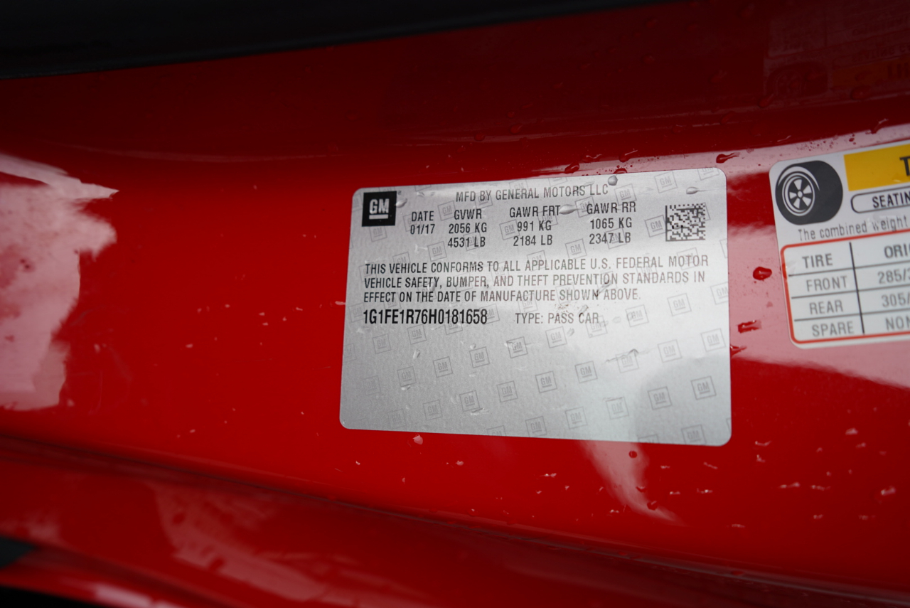 Chevrolet Camaro 2dr Cpe 1SS 2017