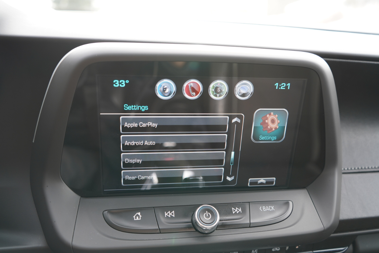 Chevrolet Camaro 2dr Cpe 1SS 2017