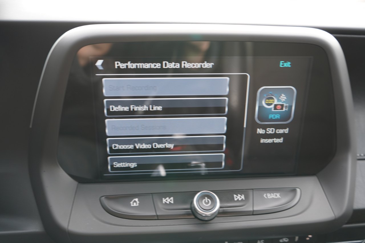 Chevrolet Camaro 2dr Cpe 1SS 2017