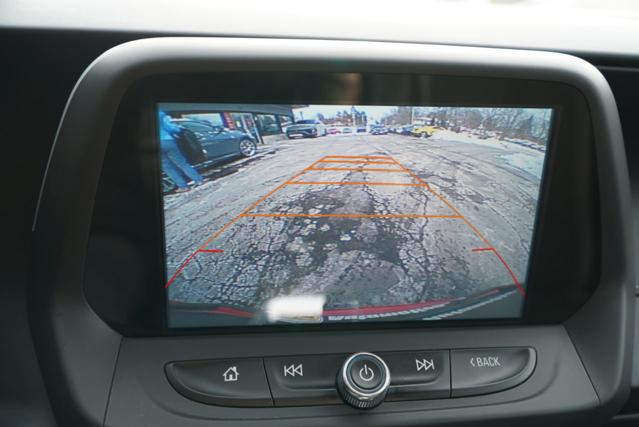 Chevrolet Camaro 2dr Cpe 1SS 2017