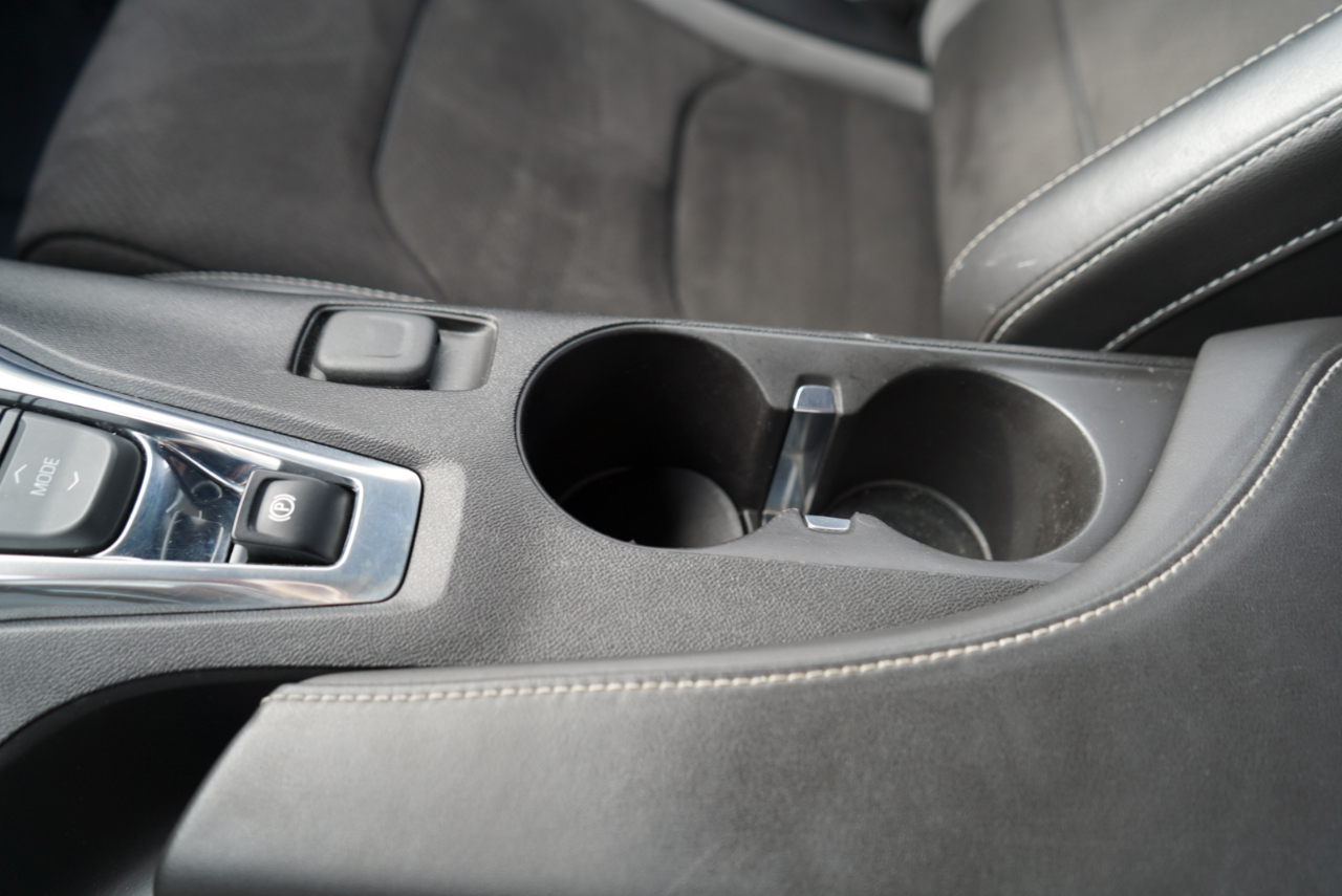 Chevrolet Camaro 2dr Cpe 1SS 2017