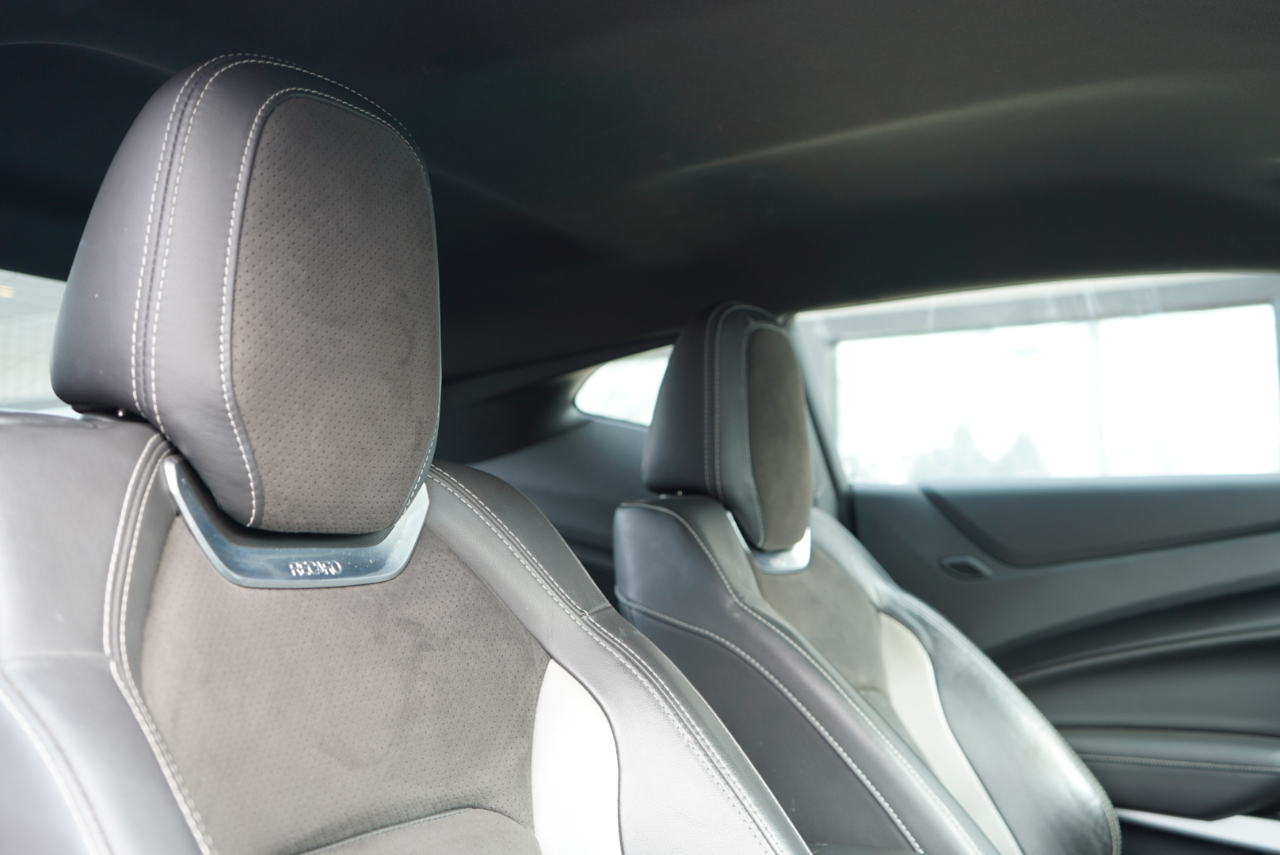 Chevrolet Camaro 2dr Cpe 1SS 2017