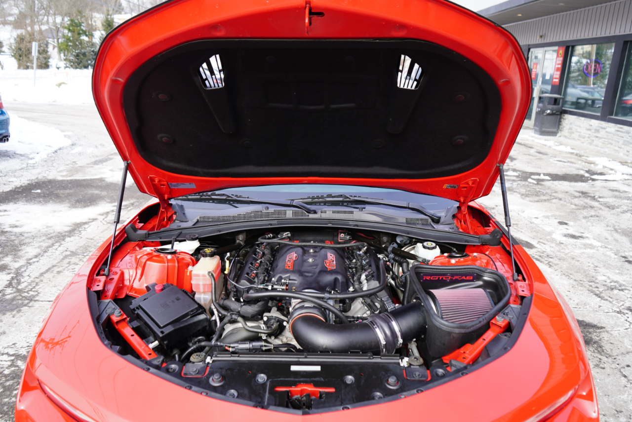 Chevrolet Camaro 2dr Cpe 1SS 2017